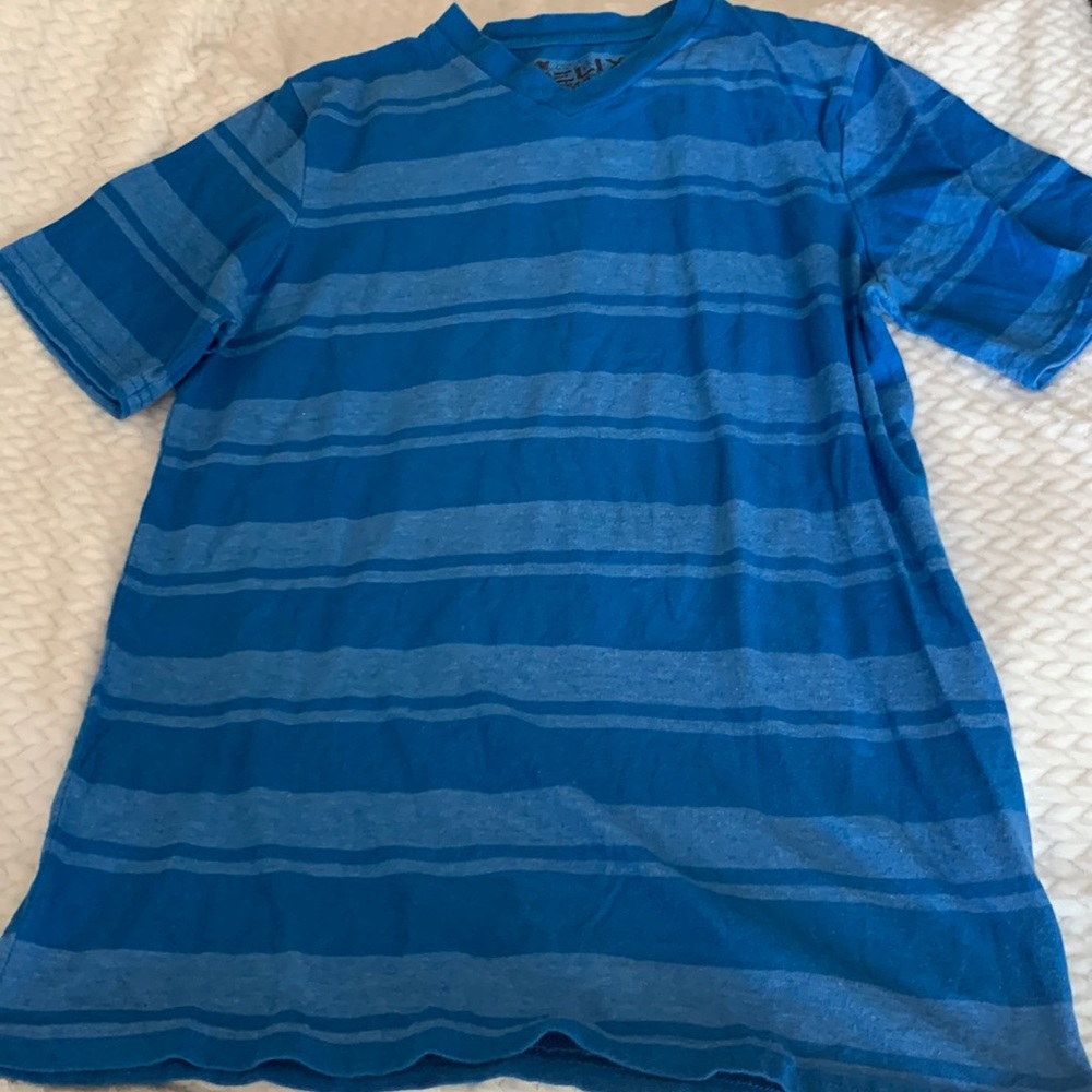 Boys Helix Tee size XL